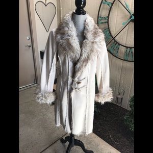 NWOT White Shearling Coat with Faux Fur Trim